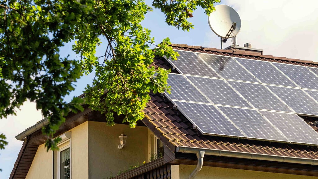 Maui house and roof with solar panel and athena